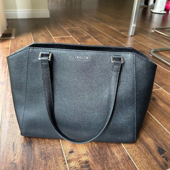 Calvin Klein Bag - Picture 1 of 5